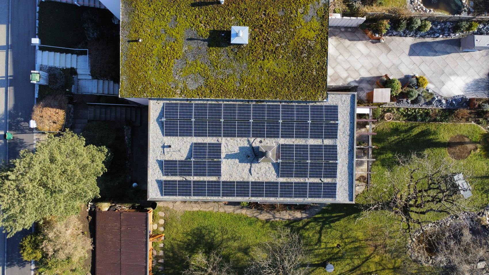 Flachdachsanierung + Solaranlage REFH Wettswil