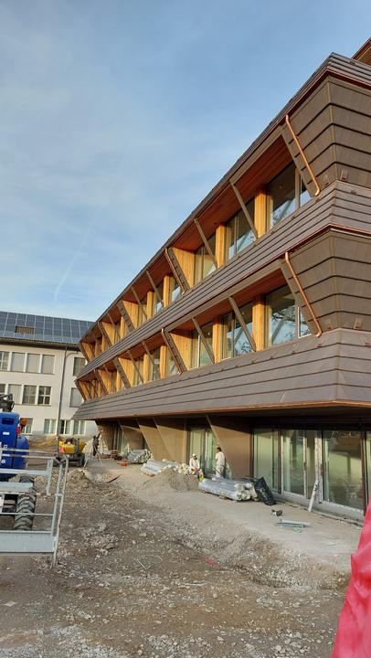Neubau Schulhaus Bonstetten, Projekt der Concenti GmbH